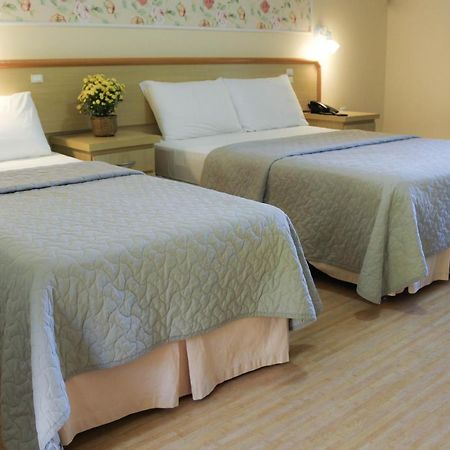 Hotel Do Santuario นอวาเตรนโต ภายนอก รูปภาพ