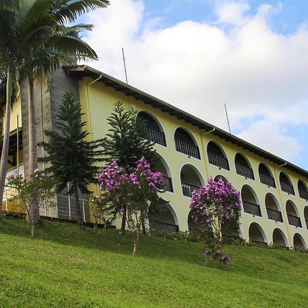 Hotel Do Santuario นอวาเตรนโต ภายนอก รูปภาพ