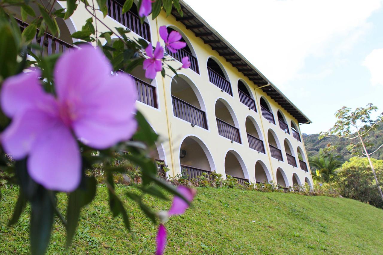 Hotel Do Santuario นอวาเตรนโต ภายนอก รูปภาพ