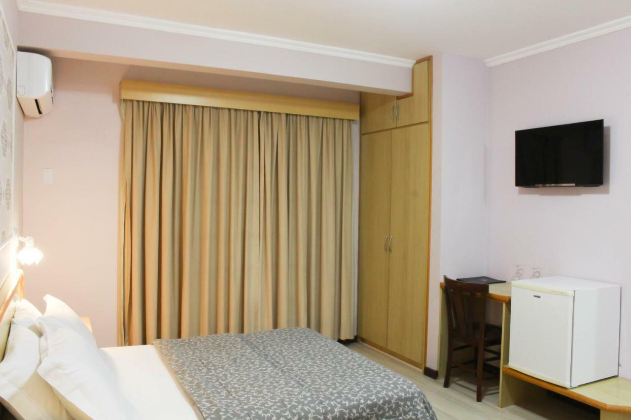 Hotel Do Santuario นอวาเตรนโต ภายนอก รูปภาพ