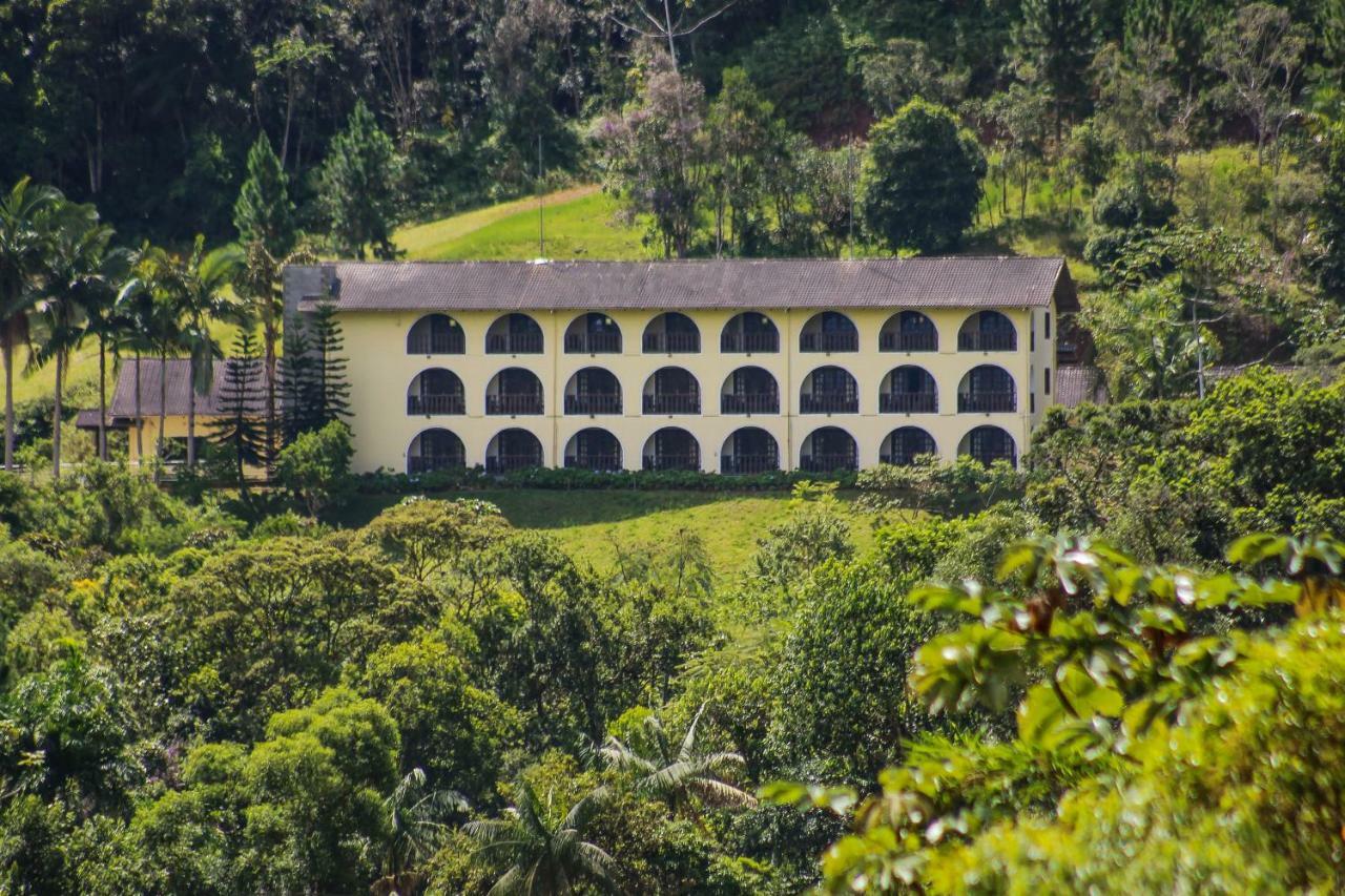 Hotel Do Santuario นอวาเตรนโต ภายนอก รูปภาพ