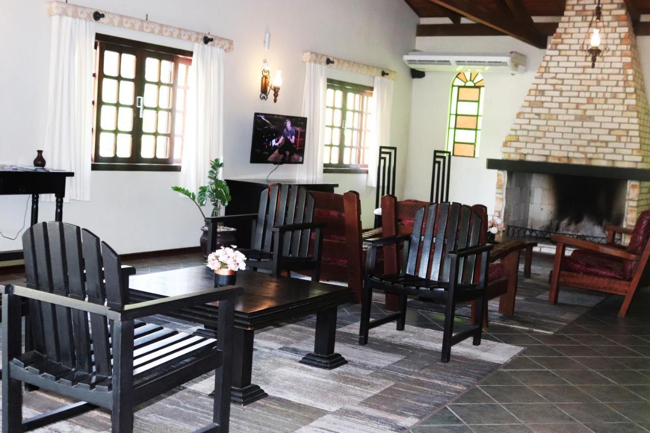 Hotel Do Santuario นอวาเตรนโต ภายนอก รูปภาพ